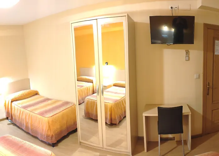 Perros hoteles Hispanico I